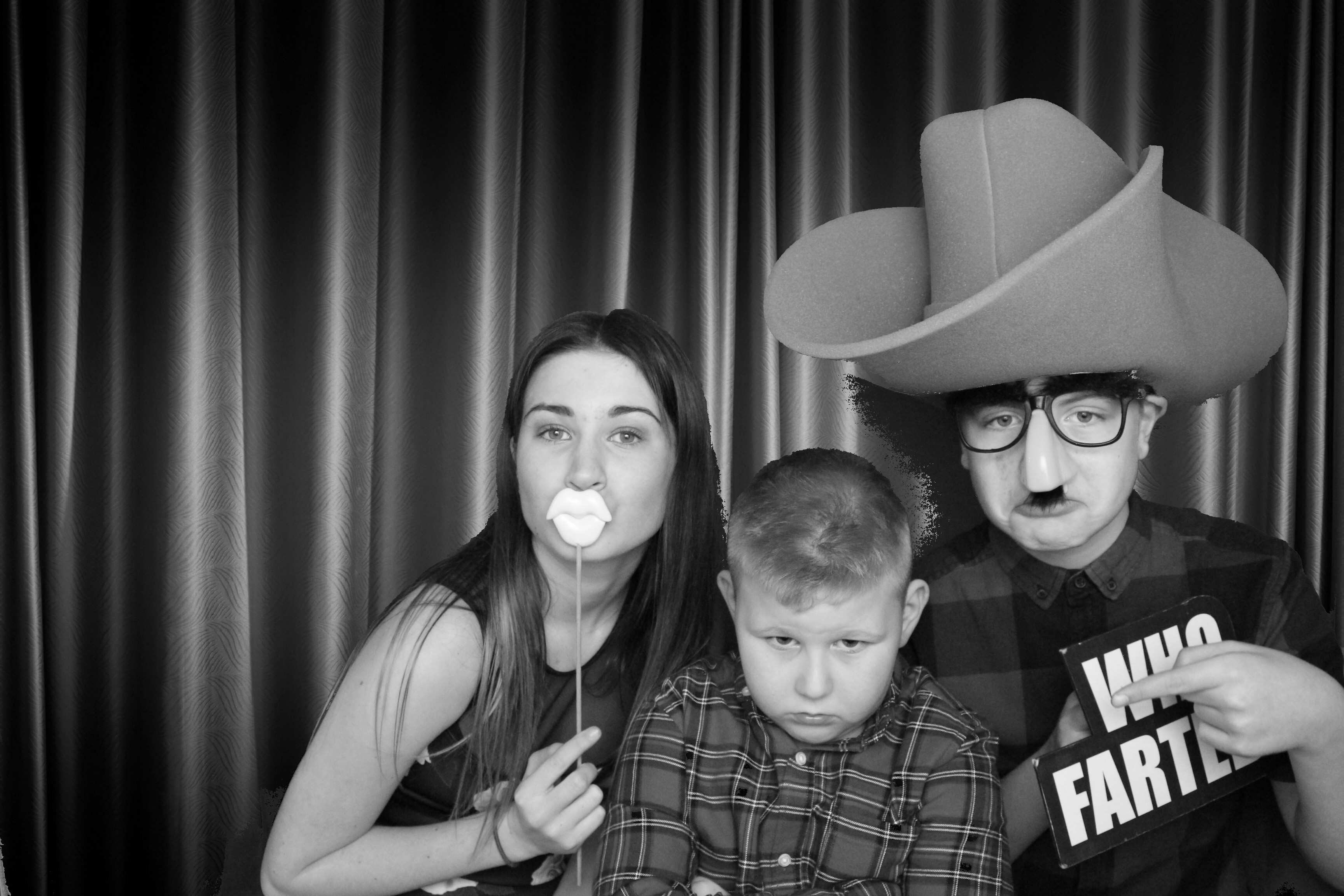 Yvette and Claire’s 40th birthday! - Images | View more photos from the event at gallery.partydelightsphotobooth.co.uk/u/PartyDelightsPhotoBooth/Yvette-and-Claire’s-40th-birthday-Images